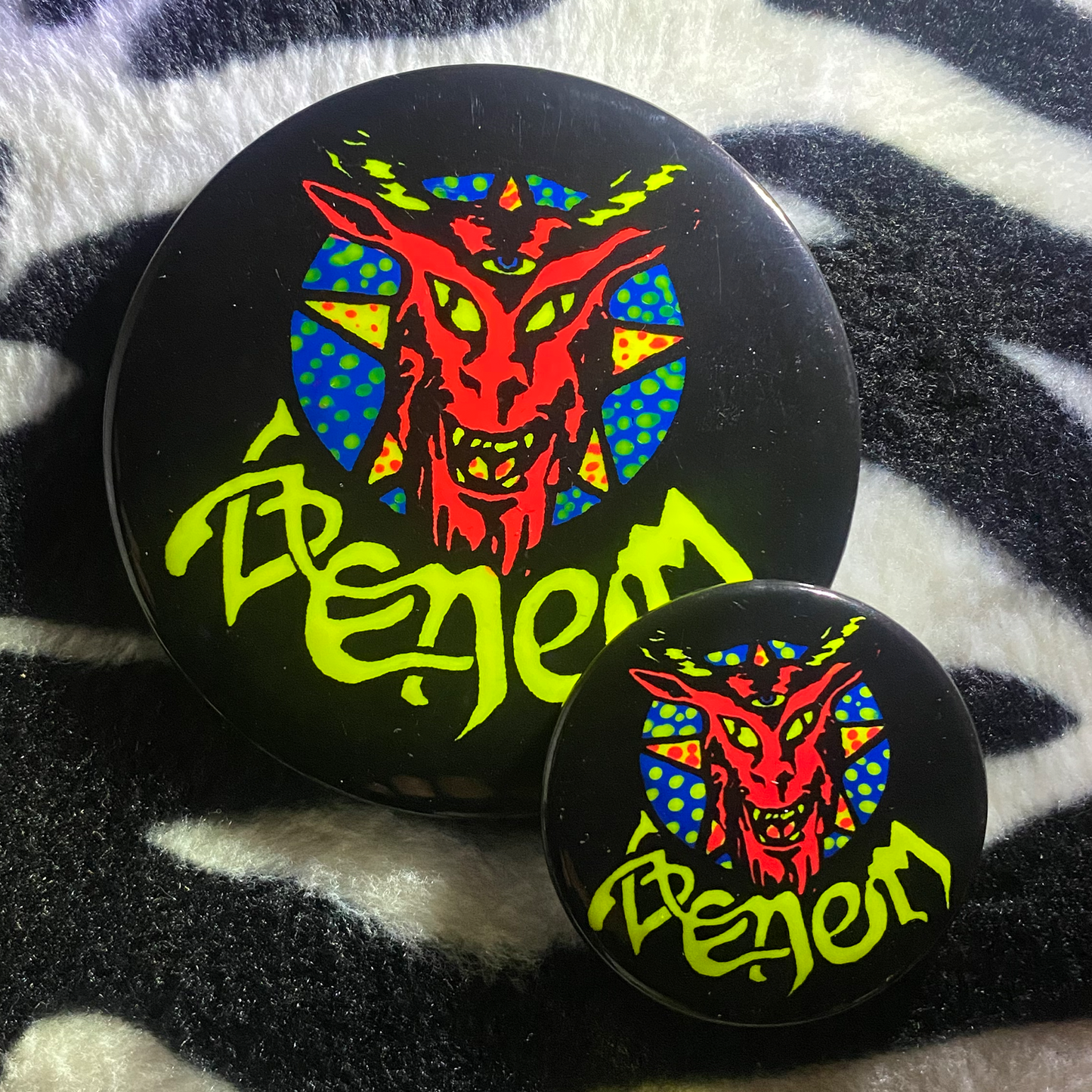 "VENOM DEVIL" backlight pinback button